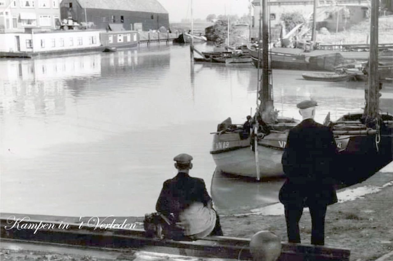 De VN89 in Kampen (jaartal onbekend)