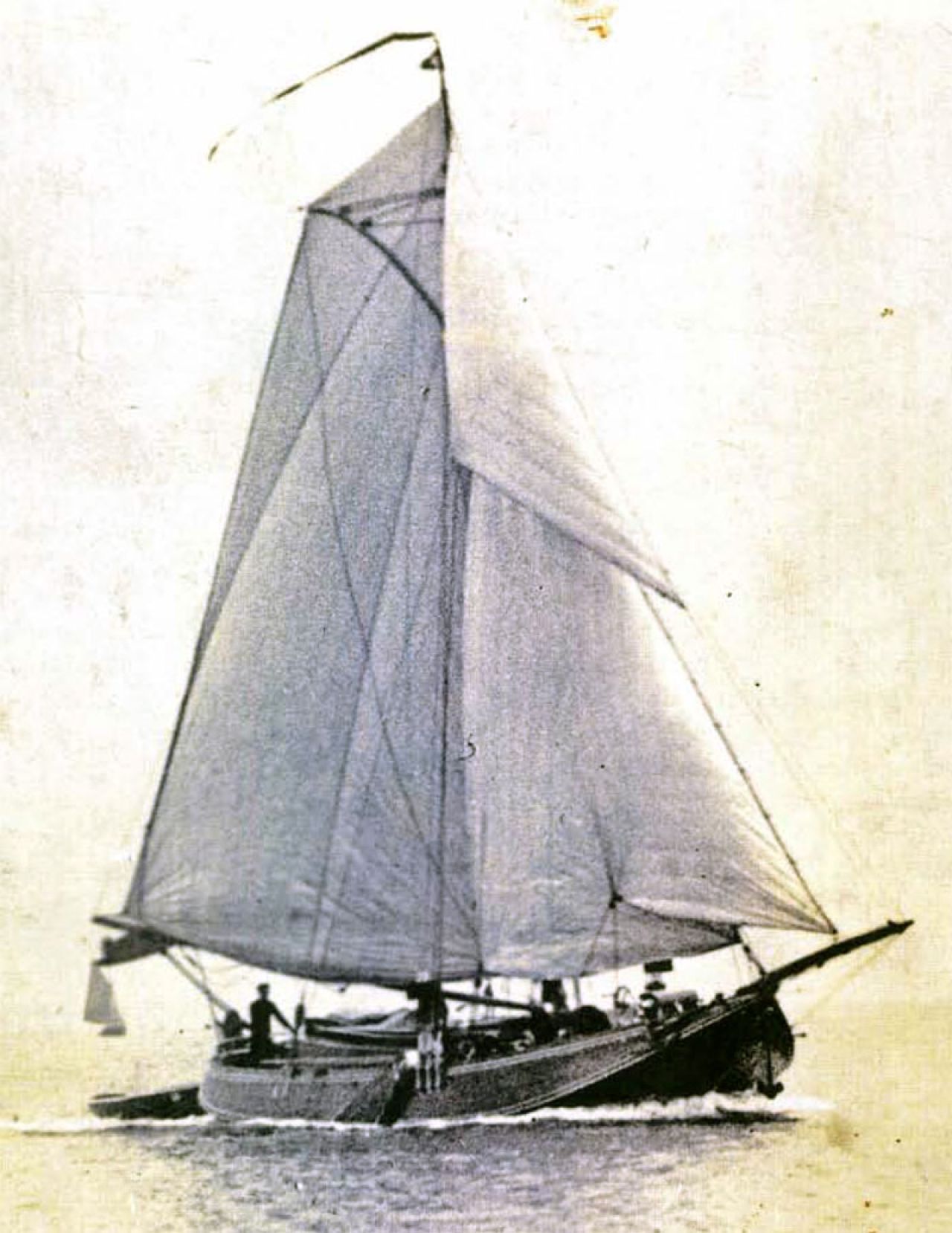 De 'Velsa' onder Engelse vlag (foto collectie Gerrit Klaas Last)