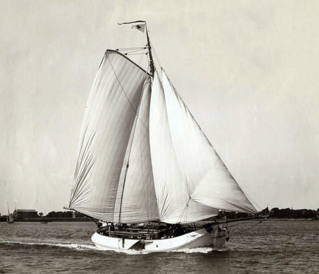 Handicap-race KNZ&RV van de Oranje-sluizen naar Volendam, als tweede 1914