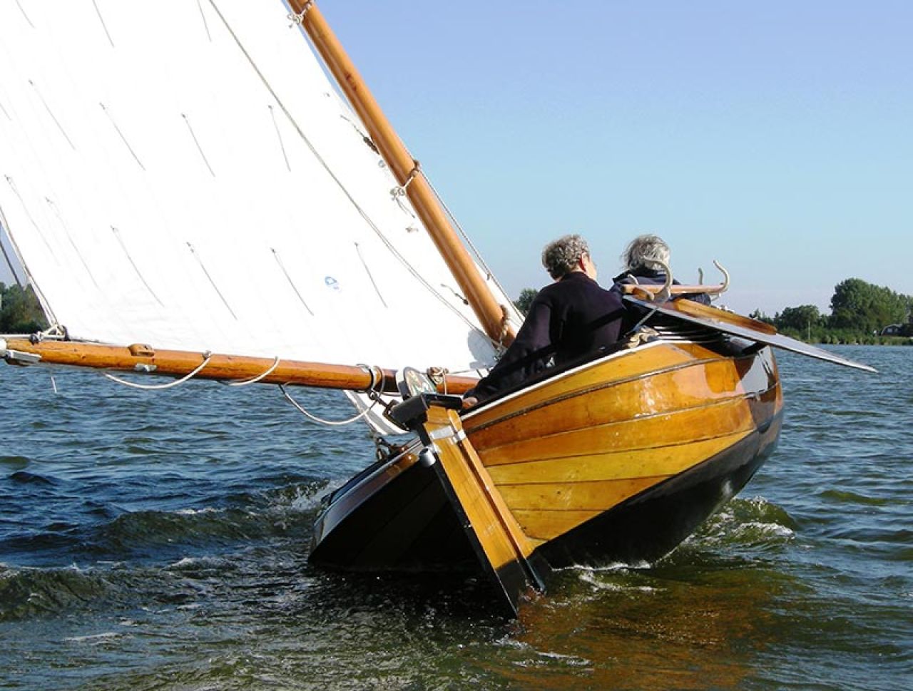 Foto gemaakt door Coerd de Heer van OpKoers! bij de opnamen voor de TV-serie ‘Varen als Toen’