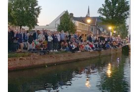 Vlootschouw Sneek met grote belangstelling