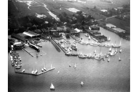  Luchtfoto KLM Loosdrecht oa Baay