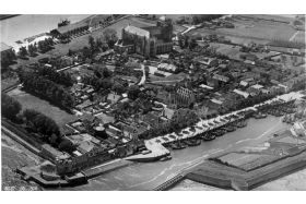 Luchtfoto KLM ca. 1925 - Typisch Holland Veere (KLM foto)