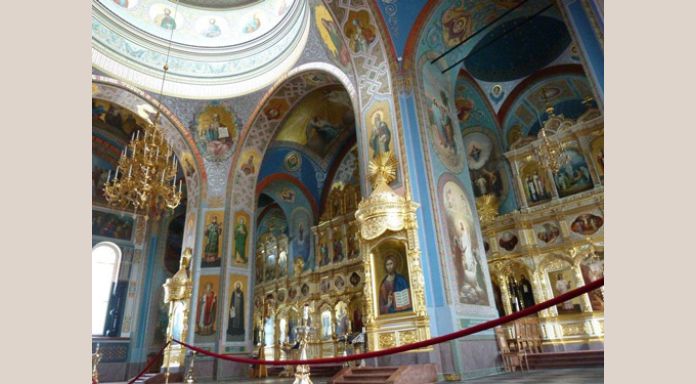 Inside the opulent Valaam cathedral