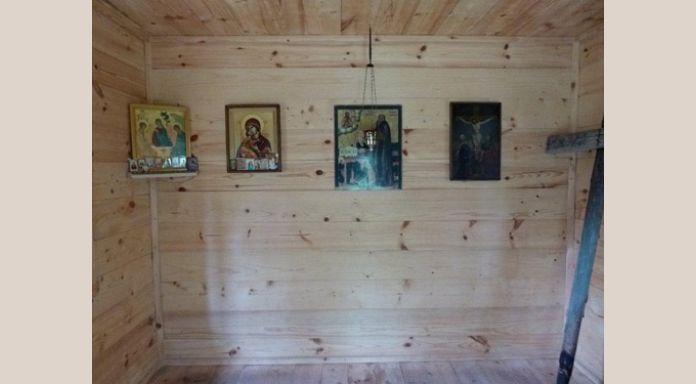 Interior of a little chapel on Anzern 
